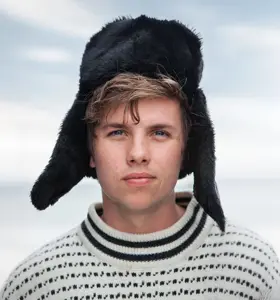 Samuel Massie - Lær hvordan Samuel Massie bruker positivitet og utholdenhet til å forvandle livets nedturer til triumfer, et foredrag om mental helse som vil motivere og inspirere alle.