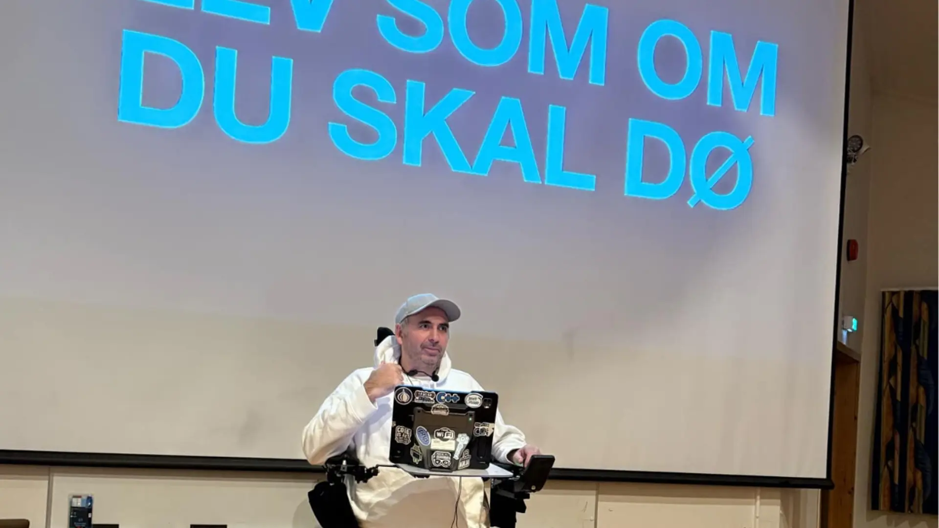 Glenn Råna - <p>Glenn Råna holder sterke foredrag om livsperspektiv og kraften i å leve fullt – selv når alt endres.</p>