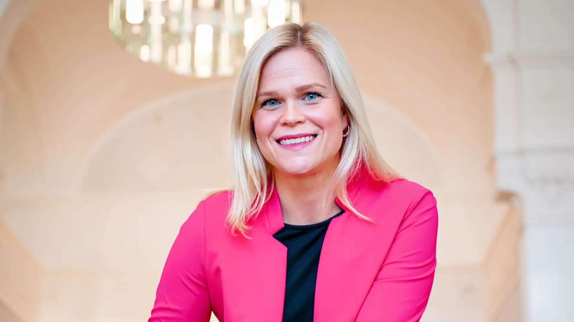 Paulina Brandberg - <p>Paulina Brandberg er tidligere aktor og minister som holder foredrag om gjengvold, vold i nære relasjoner og hvordan juss møter politikk.</p>