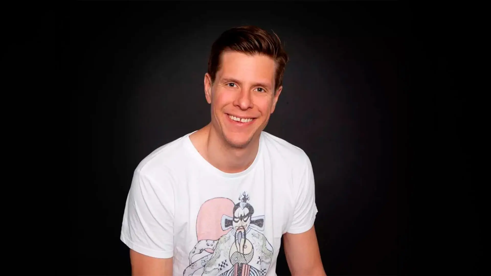 Ole-Martin Ihle - <p>Ole Martin Ihle er en engasjerende og innsiktsfull foredragsholder med en sjelden evne til å kombinere forskning, popkultur og ekte historier på en måte som treffer publikum – både i hjertet og hodet.</p>