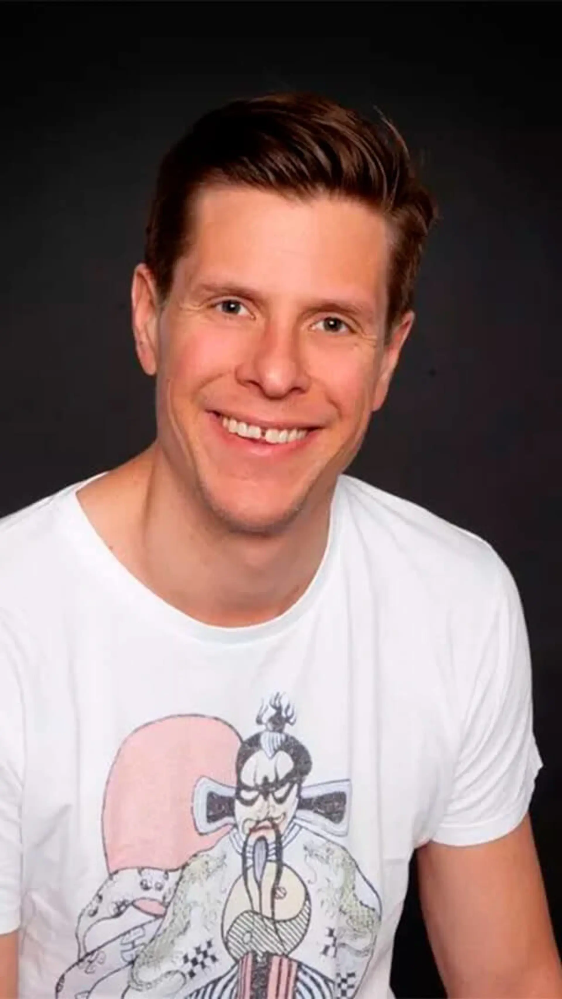 Ole-Martin Ihle - <p>Ole Martin Ihle er en engasjerende og innsiktsfull foredragsholder med en sjelden evne til å kombinere forskning, popkultur og ekte historier på en måte som treffer publikum – både i hjertet og hodet.</p>