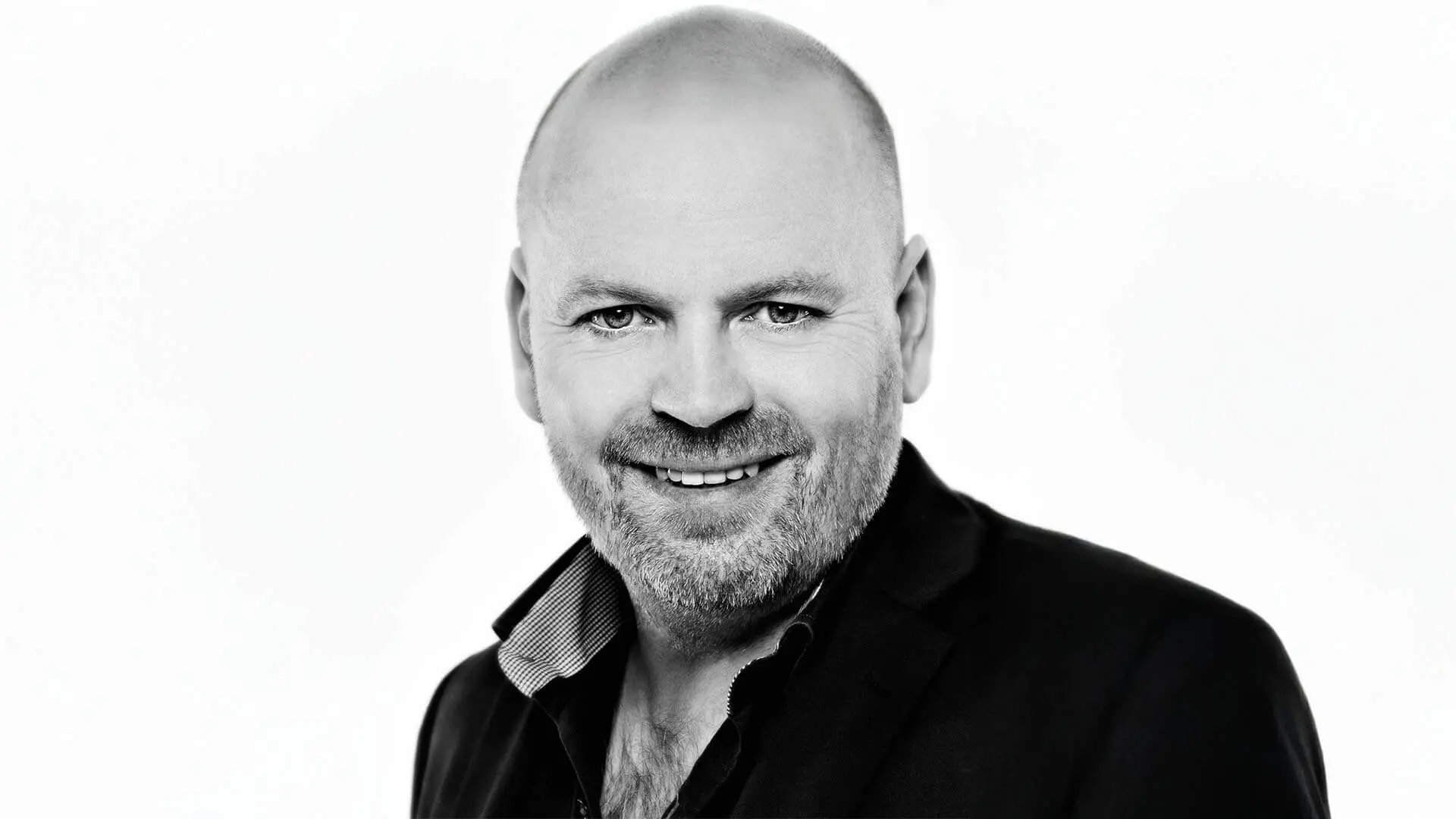 Tommy Steine - <p>Tommy Steine er en energisk og uredd gledesspreder som har gledet mange publikum i sin 30 år lange karrière. Tommy både underholder og lærer bort sin måte å takle hverdagen på, som gir varende inntrykk til sine publikum i lang tid.</p>