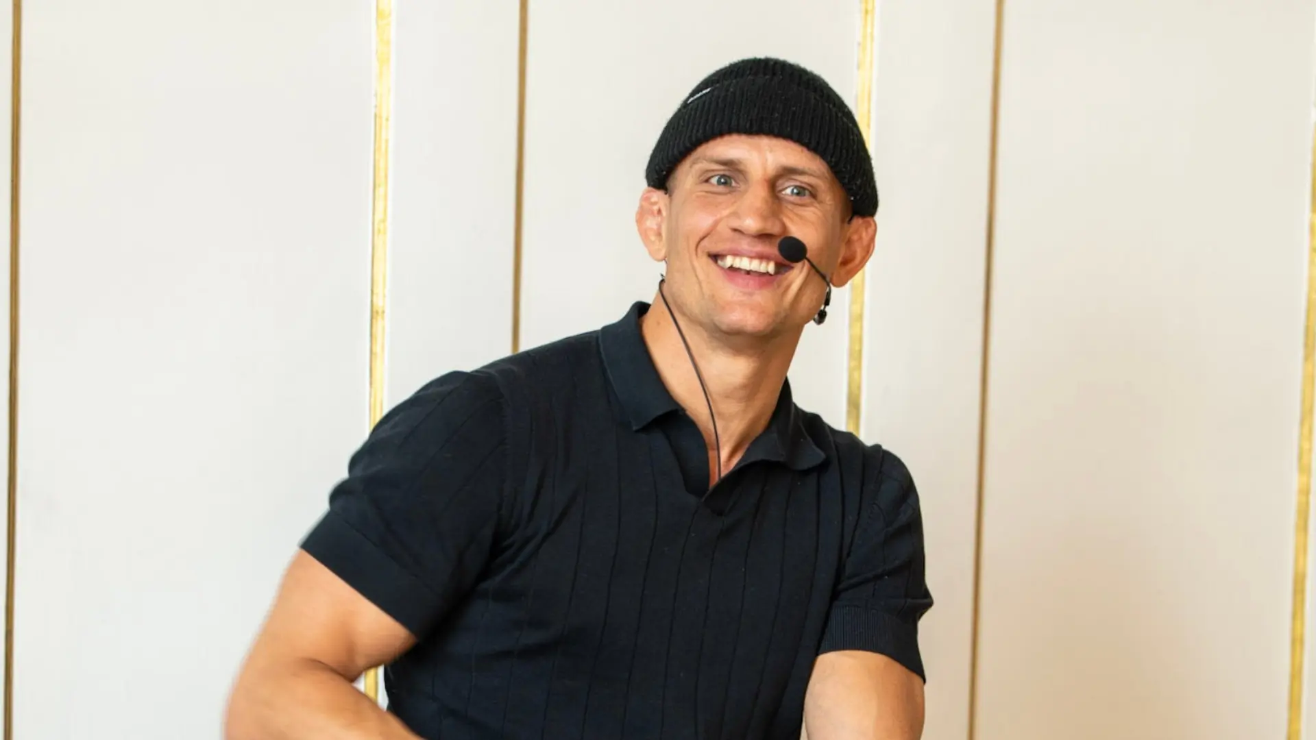 Geir Kåre Nyland - <p>Geir Kåre snakker med en rå ærlighet som treffer publikum rett i hjertet. Han kombinerer personlige erfaringer med refleksjoner om psykisk helse, mestring og det å reise seg når livet blir brutalt.</p>