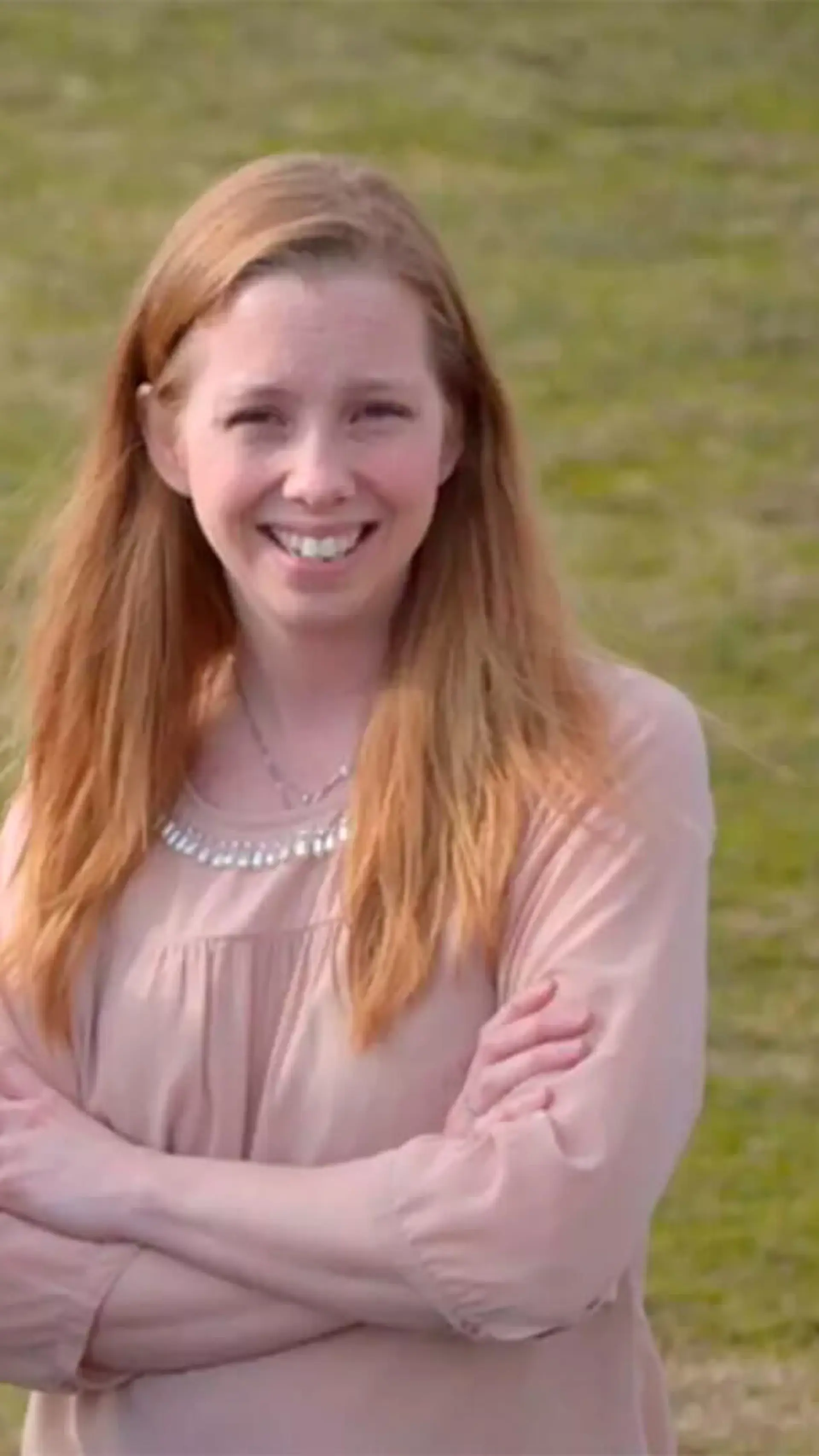 Jenny Lund - <p>Allerede som 14-åring tok Jenny Lund sine første steg mot økonomisk uavhengighet da hun begynte å spare i fond. Noen år senere oppdaget hun kraften i rentes rente – en erkjennelse som ble vendepunktet. Derfra vokste drømmen om et liv der penger aldri skulle være en begrensning, men et verktøy for frihet og muligheter.</p>