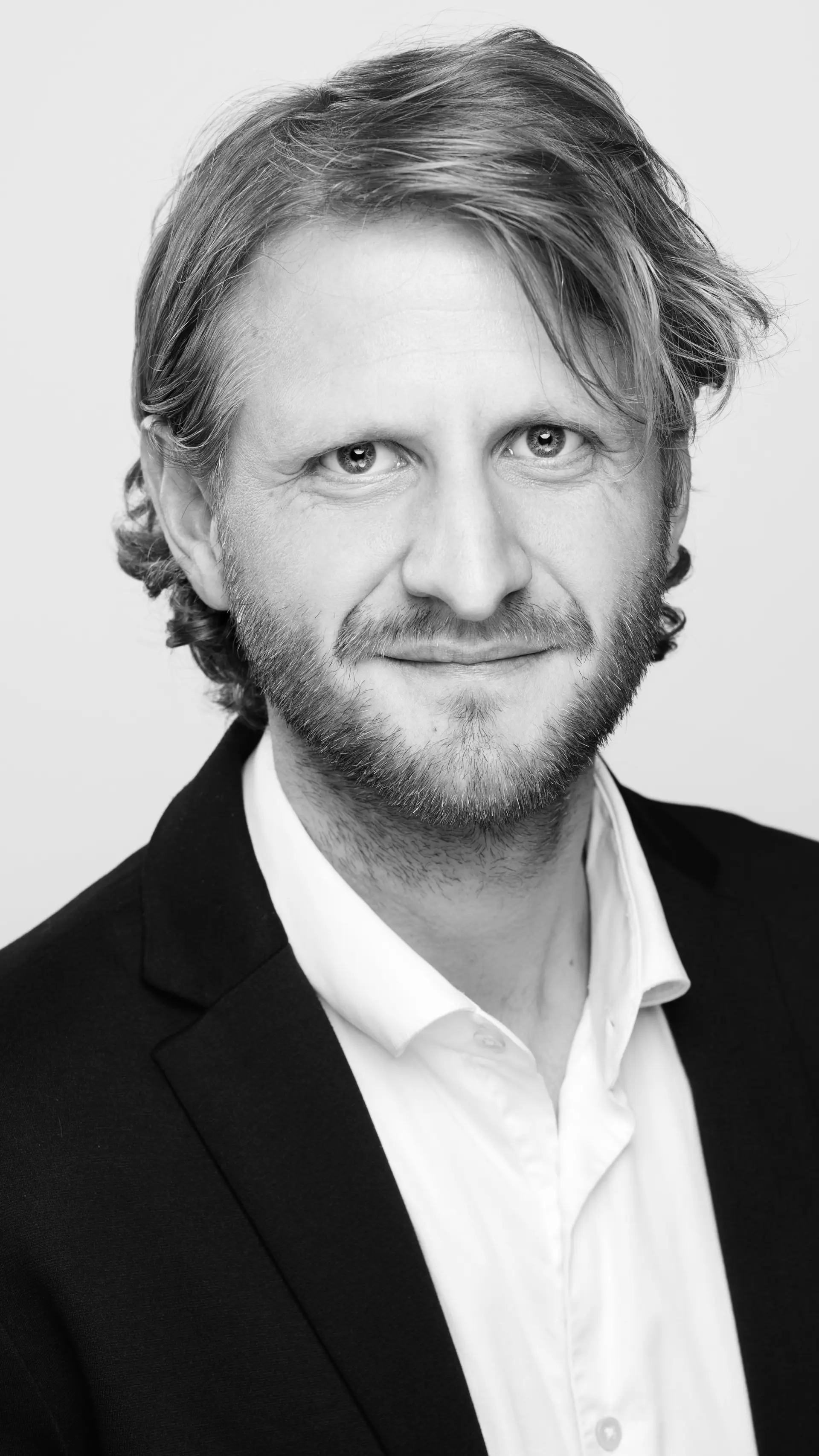 Håkon Huth  - <p>Håkon Huth er psykolog med videreutdanning i organisasjon og ledelse og innehar unik innsikt og en sterk forståelse for lederdynamikk og gruppesamarbeid.</p>