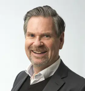 Jon Morten Melhus - Forfatter, entertainer og fotograf med bakgrunn innen siviløkonomi som hjelper deg å øke begeistringen på jobb!