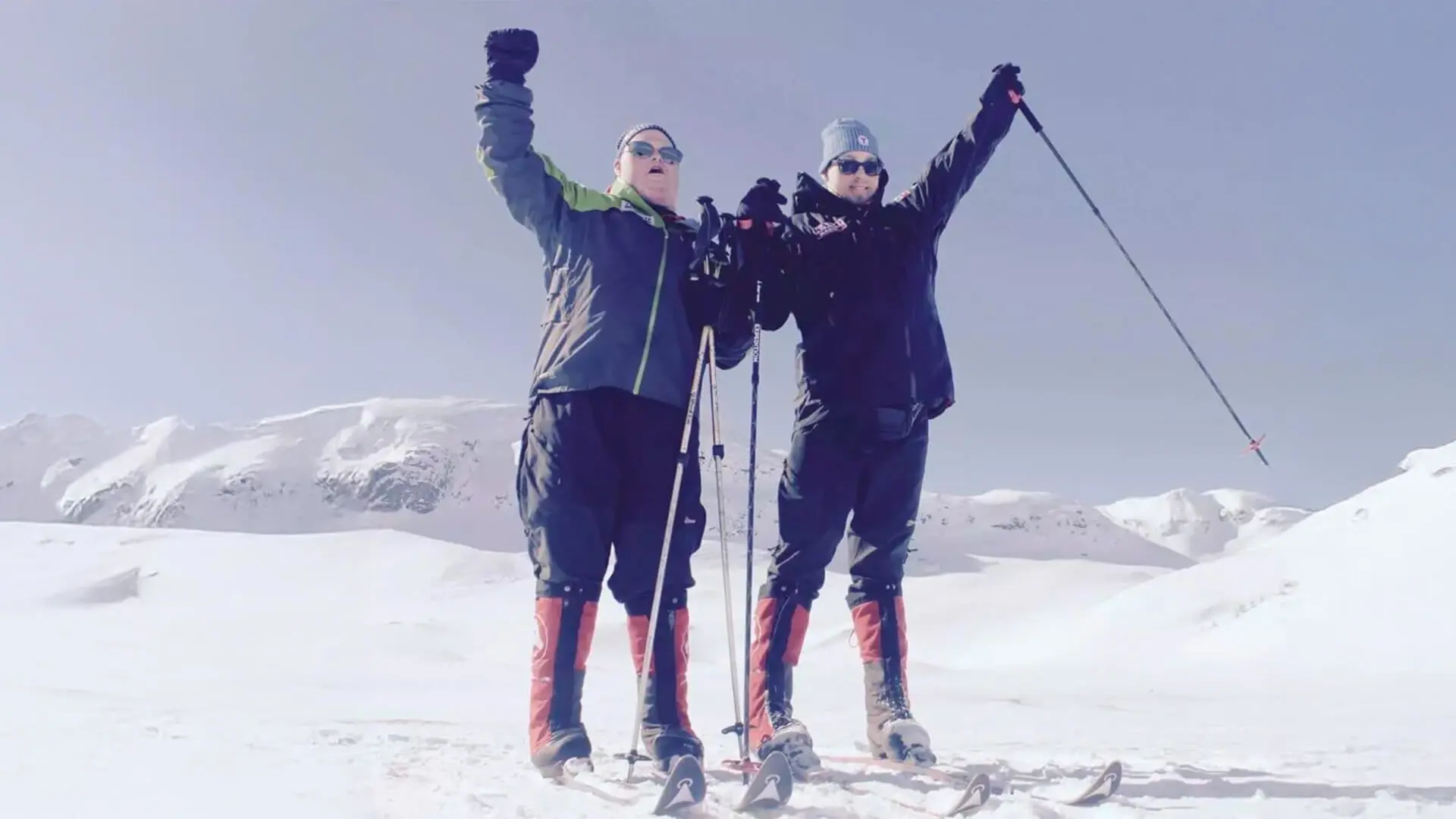 Himmeljegerne - <p>Himmeljegerne er et unikt ekspedisjonsprosjekt som startet med én enkel idé: å bruke fysisk aktivitet som verktøy for mestring og livsglede hos mennesker med utviklingshemming. Det som begynte med en visjon om inkludering, har vokst til å bli en bevegelse – med episke ekspedisjoner, en prisbelønt dokumentar på TV 2 og et kritikerrost foredrag som berører og inspirerer.</p>