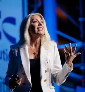 Unni Turrettini - Hva om nøkkelen til bedre resultater og mer motiverte ansatte ikke ligger i flere strategier – men i dypere menneskelig kontakt?